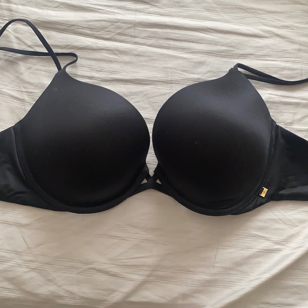 Victoria secret bra (2/50 bundle)